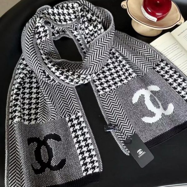 repliche,replica,perfette,siti di,affidabili,migliori siti,dove comprare,1:1,scarpe da ginnastica Nuovi arrivi autunno/inverno Chanel – Sciarpa in cashmere (RFYWB)