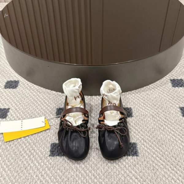 repliche,replica,perfette,siti di,affidabili,migliori siti,dove comprare,1:1,scarpe da ginnastica MARNI 26 Nuove ballerine (9WT9N)