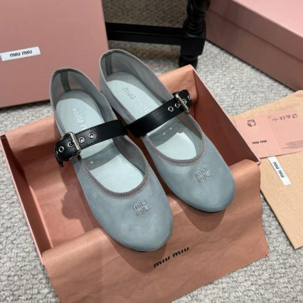 repliche,replica,perfette,siti di,affidabili,migliori siti,dove comprare,1:1,scarpe da ginnastica Scarpe da ballo Mary Jane in mesh, nuovi arrivi primavera MiuMiu (4R8V9)