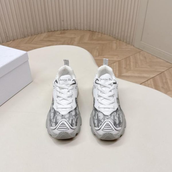 repliche,replica,perfette,siti di,affidabili,migliori siti,dove comprare,1:1,scarpe da ginnastica Ultima colorazione delle scarpe sportive casual Dior Chrono, scarpe da corsa, sneakers chunky (SY6O3)