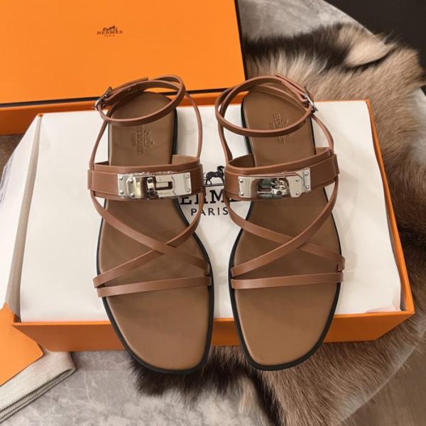 repliche,replica,perfette,siti di,affidabili,migliori siti,dove comprare,1:1,scarpe da ginnastica Collezione di sandali Hermes June: Sandali romani con fibbia Kelly in pelle di vitello (DKWUM)