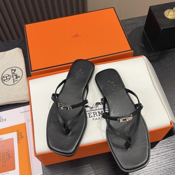 repliche,replica,perfette,siti di,affidabili,migliori siti,dove comprare,1:1,scarpe da ginnastica I nuovi sandali infradito di Hermès (G0WQI)