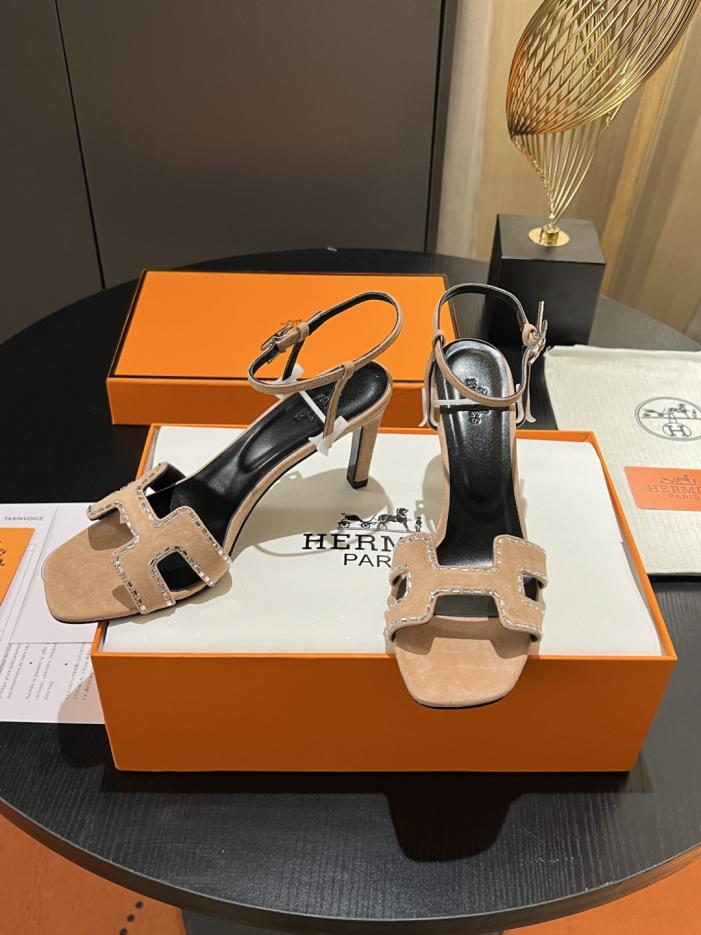 repliche,replica,perfette,siti di,affidabili,migliori siti,dove comprare,1:1,scarpe da ginnastica Eleganti sandali con tacco alto Hermès, design originale personalizzato, stesso stile di quelli che si trovano nelle boutique, décolleté Hermès (YUE92). repliche,replica,perfette,siti di,affidabili,migliori siti,dove comprare,1:1,scarpe da ginnastica Eleganti sandali con tacco alto Hermès, design originale personalizzato, stesso stile di quelli che si trovano nelle boutique, décolleté Hermès (YUE92).