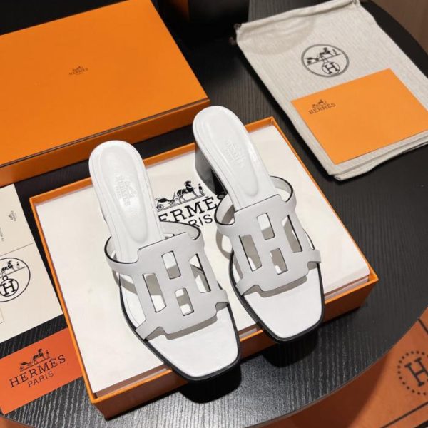repliche,replica,perfette,siti di,affidabili,migliori siti,dove comprare,1:1,scarpe da ginnastica Mules Hermes con tacco grosso e lavorazione traforata a forma di H (AD1TJ)