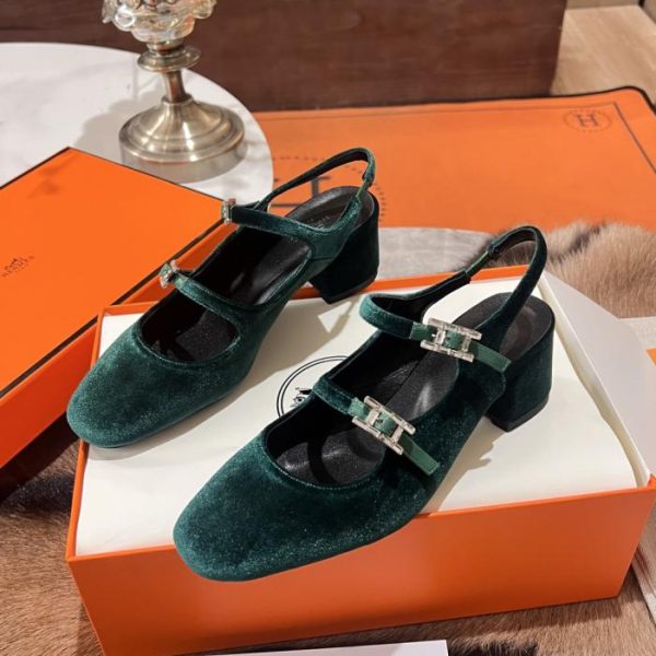 repliche,replica,perfette,siti di,affidabili,migliori siti,dove comprare,1:1,scarpe da ginnastica Novità primavera Hermès, stesso modello disponibile in boutique: décolleté con cinturino alla caviglia in pelle di vitello (3LH09)