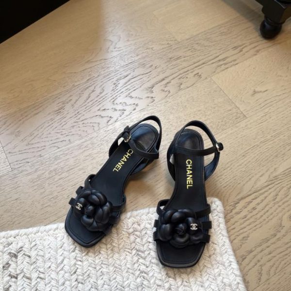 repliche,replica,perfette,siti di,affidabili,migliori siti,dove comprare,1:1,scarpe da ginnastica Sandali Chanel Camellia Primavera/Estate, versione Premium (HMT68)