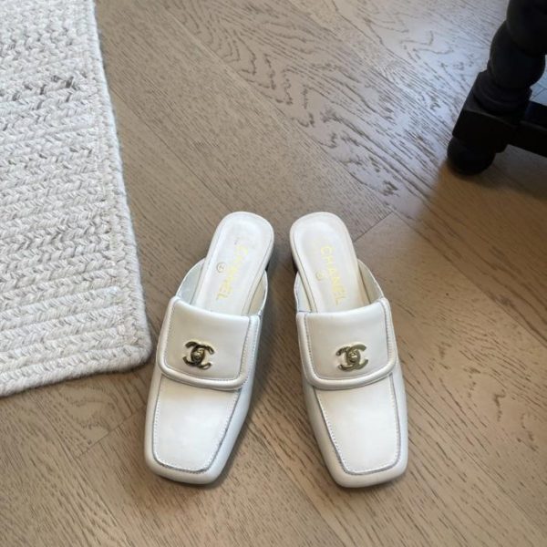 repliche,replica,perfette,siti di,affidabili,migliori siti,dove comprare,1:1,scarpe da ginnastica Nuovo zaino Chanel con fibbia, suola platform, design semi-slip-on, versione top di gamma (9TKEY).