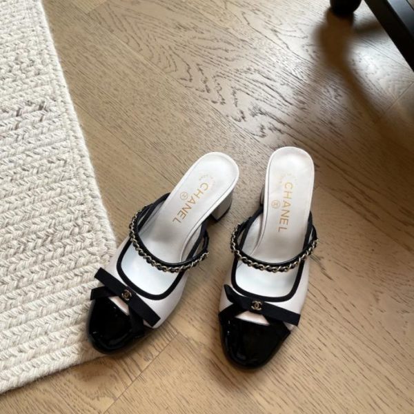 repliche,replica,perfette,siti di,affidabili,migliori siti,dove comprare,1:1,scarpe da ginnastica Sandali con tacco grosso e fiocco, nuova collezione primavera/estate Chanel (edizione top) (IJ14A)