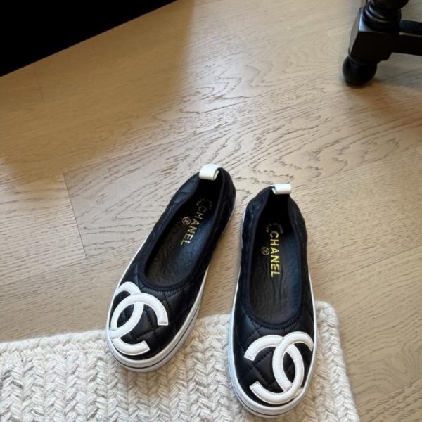 repliche,replica,perfette,siti di,affidabili,migliori siti,dove comprare,1:1,scarpe da ginnastica Nuova Chanel Cambon Slip-On (T74DH)