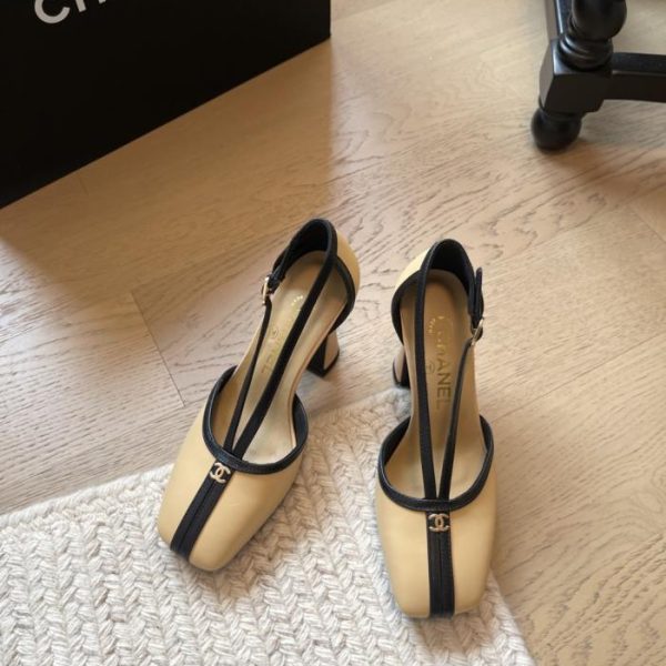 repliche,replica,perfette,siti di,affidabili,migliori siti,dove comprare,1:1,scarpe da ginnastica Le nuove scarpe Mary Jane di Chanel per la primavera, versione top di gamma (GQMGU)