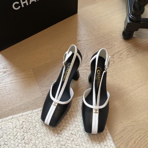 repliche,replica,perfette,siti di,affidabili,migliori siti,dove comprare,1:1,scarpe da ginnastica Le nuove scarpe Mary Jane di Chanel per la primavera, versione top di gamma (O3E82)