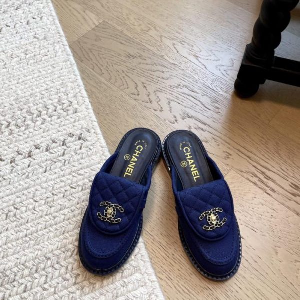 repliche,replica,perfette,siti di,affidabili,migliori siti,dove comprare,1:1,scarpe da ginnastica Nuovo zaino e mocassini con fibbia di Chanel, versione top di gamma (ZC3NM)
