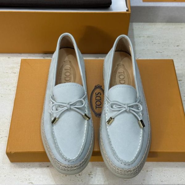 repliche,replica,perfette,siti di,affidabili,migliori siti,dove comprare,1:1,scarpe da ginnastica Mocassini piatti da donna TOD’S Early Spring, nuovi, con fiocco e nappine, in paglia intrecciata, colore caramella (9TD4T)