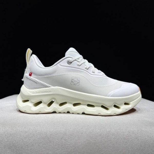 repliche,replica,perfette,siti di,affidabili,migliori siti,dove comprare,1:1,scarpe da ginnastica Scarpe da running Loewe x On Cioudtilt2.0, modello da coppia (MF8NT)