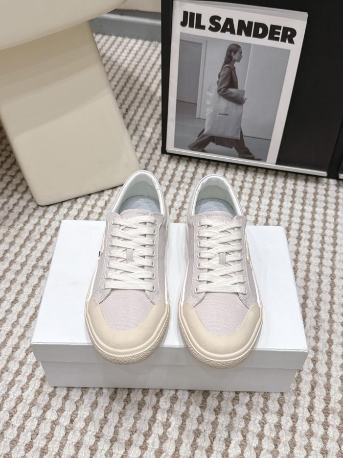 repliche,replica,perfette,siti di,affidabili,migliori siti,dove comprare,1:1,scarpe da ginnastica Scarpe casual stringate con logo CELINE (N8BTS) repliche,replica,perfette,siti di,affidabili,migliori siti,dove comprare,1:1,scarpe da ginnastica Scarpe casual stringate con logo CELINE (N8BTS)
