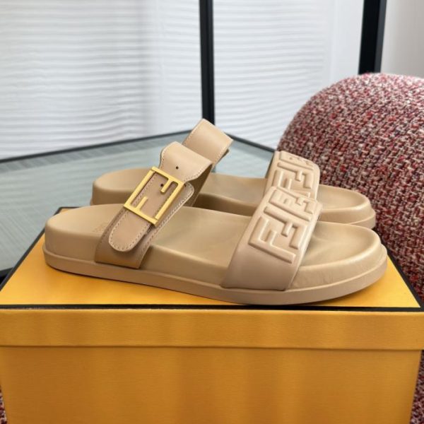 repliche,replica,perfette,siti di,affidabili,migliori siti,dove comprare,1:1,scarpe da ginnastica FENDI Novità Primavera/Estate: Ciabatte basse unisex Feel FF Buoyancy (V2YCT)