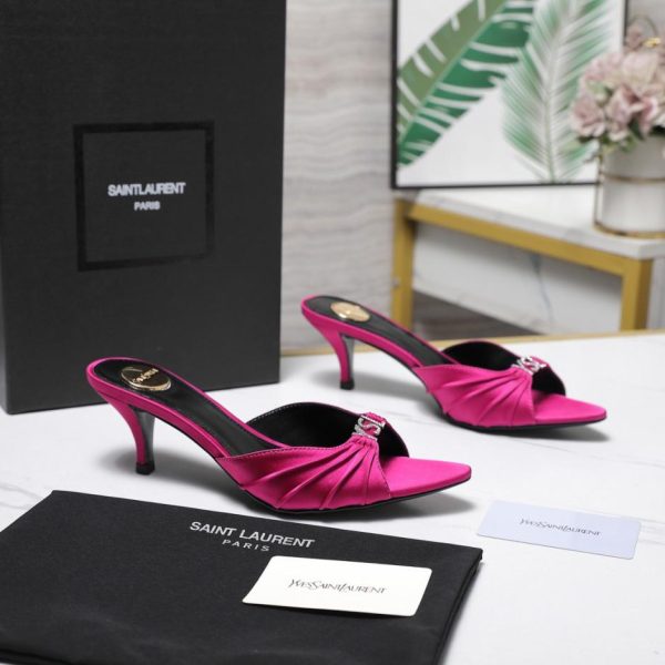 repliche,replica,perfette,siti di,affidabili,migliori siti,dove comprare,1:1,scarpe da ginnastica Nuovi arrivi Saint Laurent di alta qualità, fibbia con strass e lettere, tacco medio con tomaia plissettata (6C8Q9)