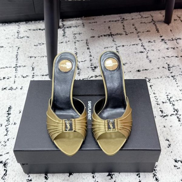 repliche,replica,perfette,siti di,affidabili,migliori siti,dove comprare,1:1,scarpe da ginnastica Pantofole con tacco alto e punta affusolata, modello plissettato, nuova collezione primavera Saint Laurent (D6VZ4)
