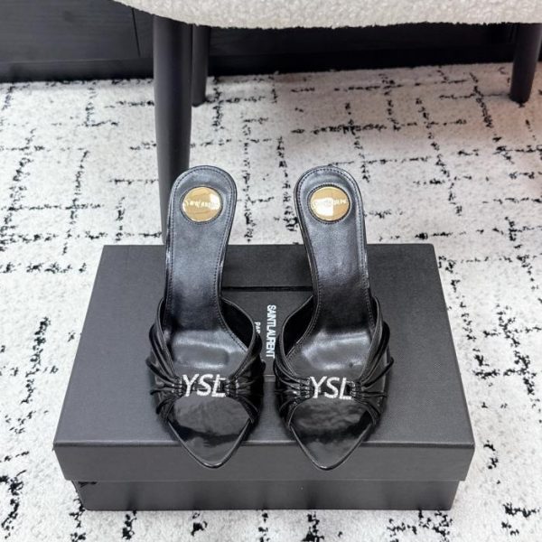 repliche,replica,perfette,siti di,affidabili,migliori siti,dove comprare,1:1,scarpe da ginnastica Pantofole con tacco alto e punta affusolata, modello plissettato, nuova collezione primavera Saint Laurent (SHBM3)