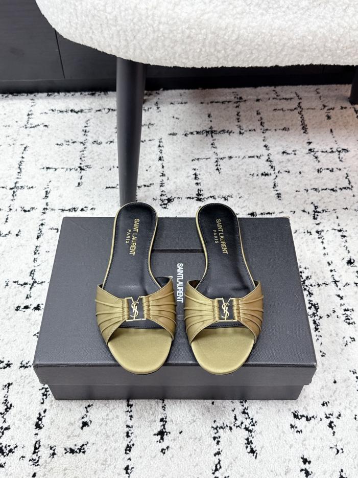 repliche,replica,perfette,siti di,affidabili,migliori siti,dove comprare,1:1,scarpe da ginnastica Sandali piatti plissettati Saint Laurent, nuova collezione primavera (OHSAL) repliche,replica,perfette,siti di,affidabili,migliori siti,dove comprare,1:1,scarpe da ginnastica Sandali piatti plissettati Saint Laurent, nuova collezione primavera (OHSAL)