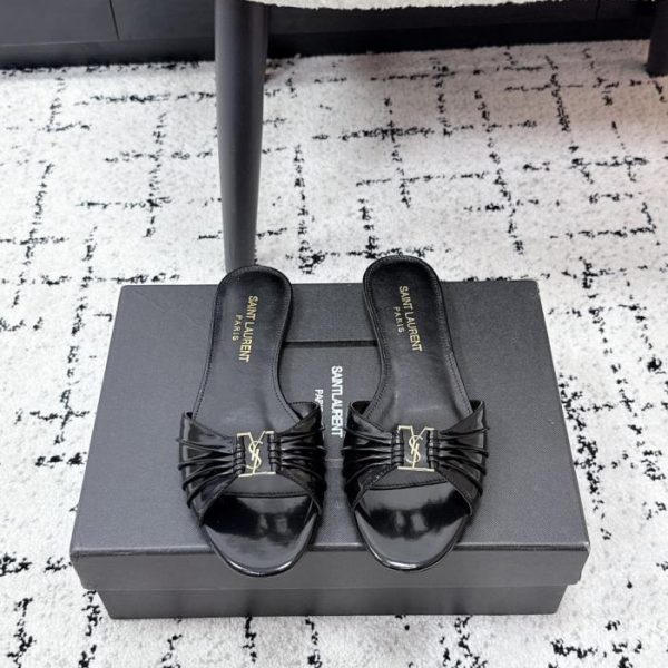 repliche,replica,perfette,siti di,affidabili,migliori siti,dove comprare,1:1,scarpe da ginnastica Sandali bassi plissettati Saint Laurent, nuova collezione primavera (8NR3M)