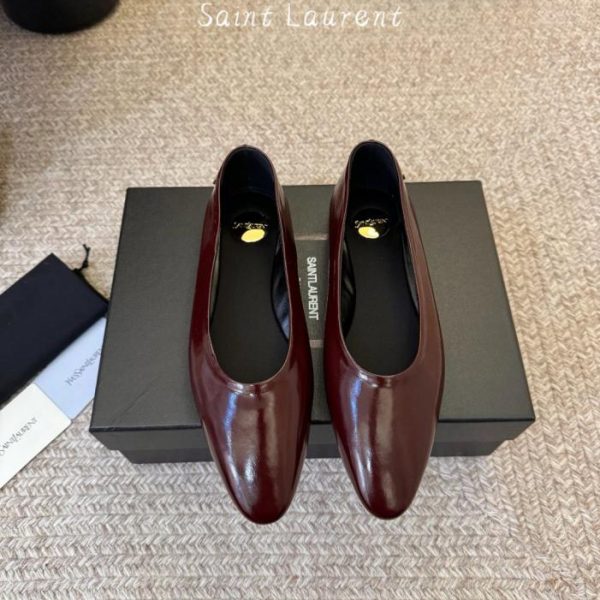 repliche,replica,perfette,siti di,affidabili,migliori siti,dove comprare,1:1,scarpe da ginnastica Nuove scarpe basse a punta quadrata di Saint Laurent (4B4HK)