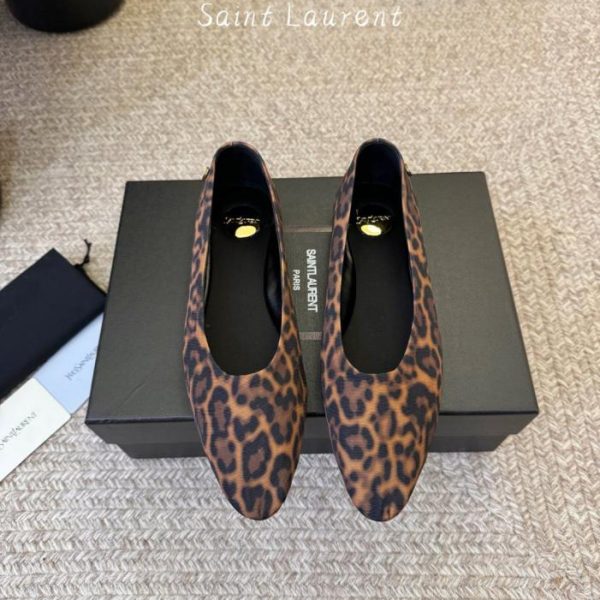 repliche,replica,perfette,siti di,affidabili,migliori siti,dove comprare,1:1,scarpe da ginnastica Nuove scarpe basse a punta quadrata di Saint Laurent (6TC9H)