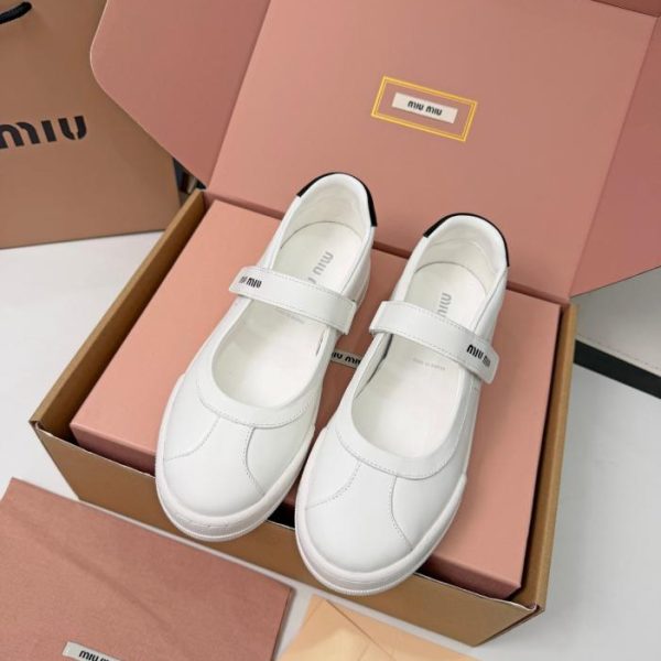 repliche,replica,perfette,siti di,affidabili,migliori siti,dove comprare,1:1,scarpe da ginnastica Scarpe Mary Jane MiuMiu (QOJMR)