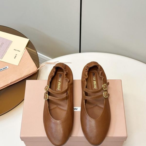 repliche,replica,perfette,siti di,affidabili,migliori siti,dove comprare,1:1,scarpe da ginnastica Scarpe Mary Jane retrò francesi con doppia fibbia MIUMIU (JSZQU)