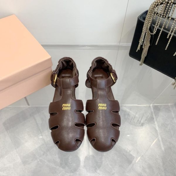 repliche,replica,perfette,siti di,affidabili,migliori siti,dove comprare,1:1,scarpe da ginnastica Sandali romani MiuMiu della sfilata Primavera/Estate (2IFGG)