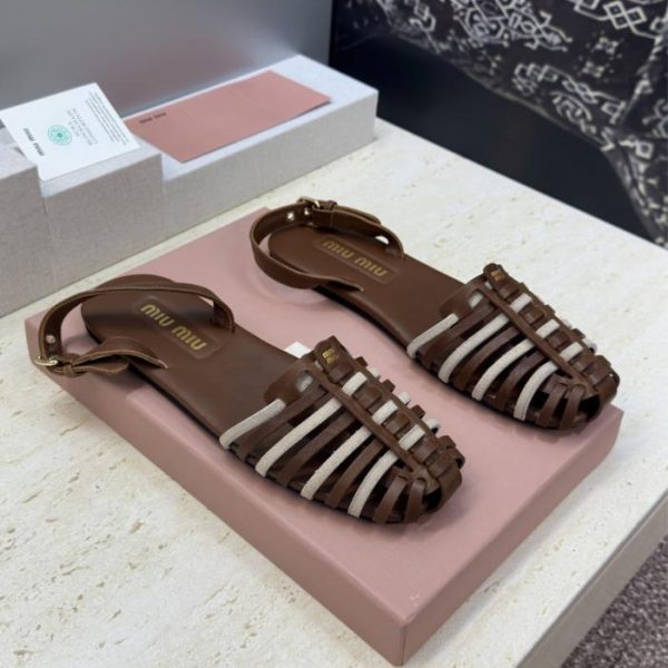 repliche,replica,perfette,siti di,affidabili,migliori siti,dove comprare,1:1,scarpe da ginnastica Scarpe stile balletto Miumiu, novità inizio primavera (taglia 40.4 (RHR8G))