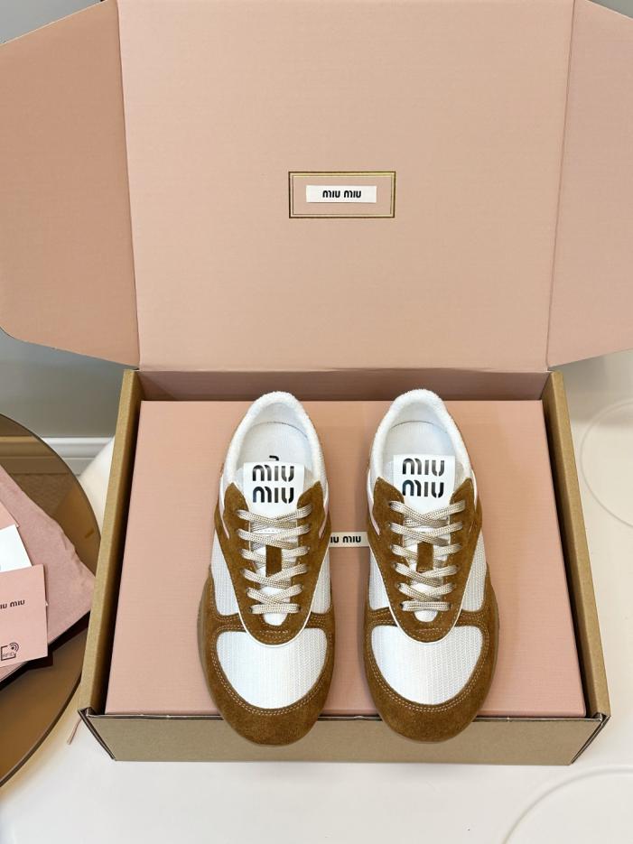 repliche,replica,perfette,siti di,affidabili,migliori siti,dove comprare,1:1,scarpe da ginnastica Scarpe da allenamento casual tedesche MiuMiu, nuovo modello per coppie (TJ528) repliche,replica,perfette,siti di,affidabili,migliori siti,dove comprare,1:1,scarpe da ginnastica Scarpe da allenamento casual tedesche MiuMiu, nuovo modello per coppie (TJ528)