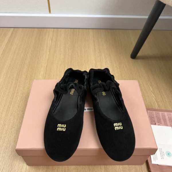 repliche,replica,perfette,siti di,affidabili,migliori siti,dove comprare,1:1,scarpe da ginnastica Nuovi arrivi primavera/estate MiuMiu: ultima collezione di ballerine elasticizzate (KBIFI)