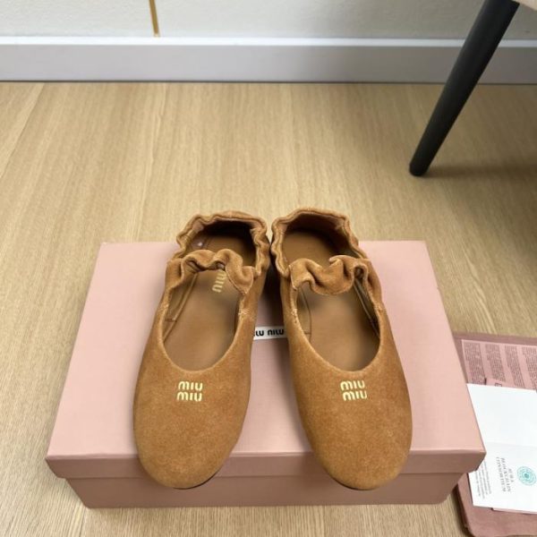 repliche,replica,perfette,siti di,affidabili,migliori siti,dove comprare,1:1,scarpe da ginnastica Nuovi arrivi primavera/estate MiuMiu: le ultime ballerine elasticizzate (RZVK5) dai grandi magazzini