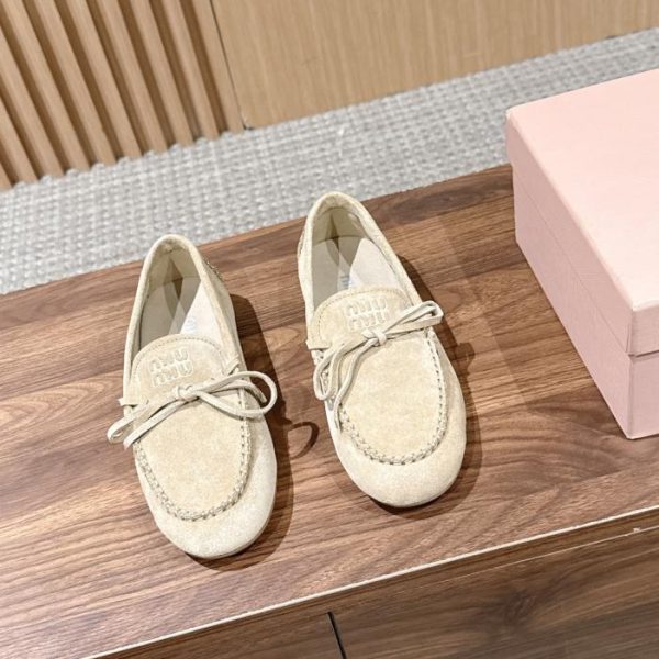 repliche,replica,perfette,siti di,affidabili,migliori siti,dove comprare,1:1,scarpe da ginnastica Mocassini con fiocco MIU MIU per la primavera (MHVK3)