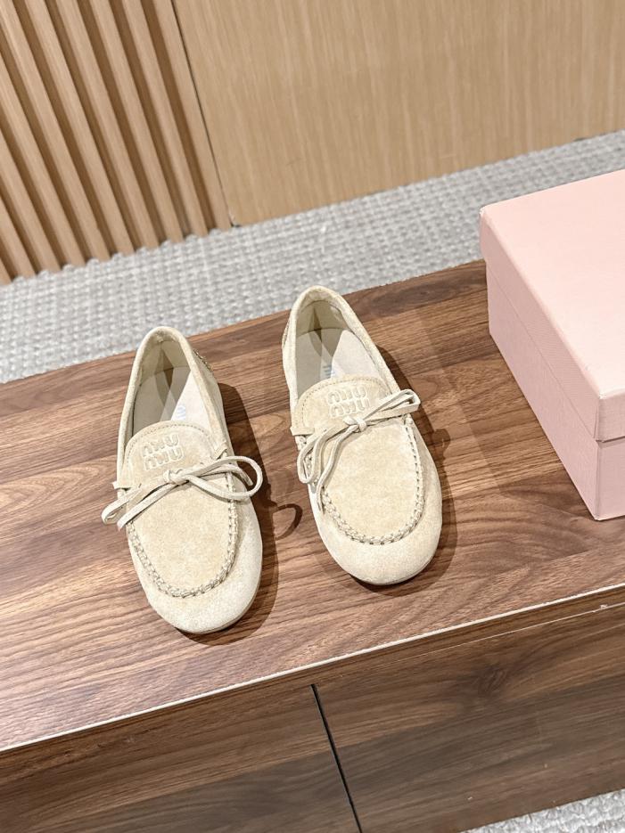 repliche,replica,perfette,siti di,affidabili,migliori siti,dove comprare,1:1,scarpe da ginnastica Mocassini con fiocco MIU MIU per la primavera (MHVK3) repliche,replica,perfette,siti di,affidabili,migliori siti,dove comprare,1:1,scarpe da ginnastica Mocassini con fiocco MIU MIU per la primavera (MHVK3)