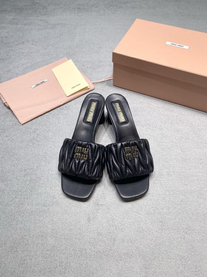repliche,replica,perfette,siti di,affidabili,migliori siti,dove comprare,1:1,scarpe da ginnastica Nuovo arrivo MiuMiu | Pantofole plissettate in pelle di agnello con tacco grosso (6T2UM) repliche,replica,perfette,siti di,affidabili,migliori siti,dove comprare,1:1,scarpe da ginnastica Nuovo arrivo MiuMiu | Pantofole plissettate in pelle di agnello con tacco grosso (6T2UM)