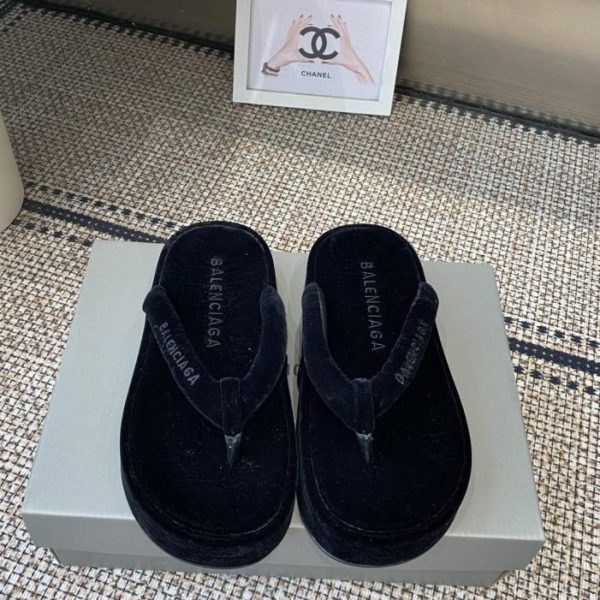 repliche,replica,perfette,siti di,affidabili,migliori siti,dove comprare,1:1,scarpe da ginnastica Infradito Balenciaga, nuovi arrivi estivi (KXJB5)
