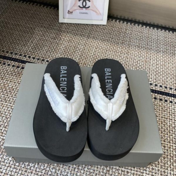 repliche,replica,perfette,siti di,affidabili,migliori siti,dove comprare,1:1,scarpe da ginnastica Infradito Balenciaga, nuovi arrivi estivi (Z72YI)