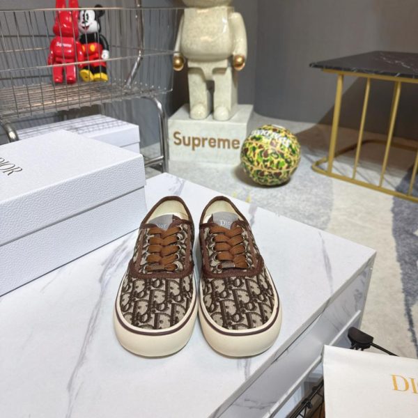 repliche,replica,perfette,siti di,affidabili,migliori siti,dove comprare,1:1,scarpe da ginnastica Scarpe da ginnastica casual Dior Saltwind Collection Retro Monogram Lace Canvas, modello per coppie (VRSLT)