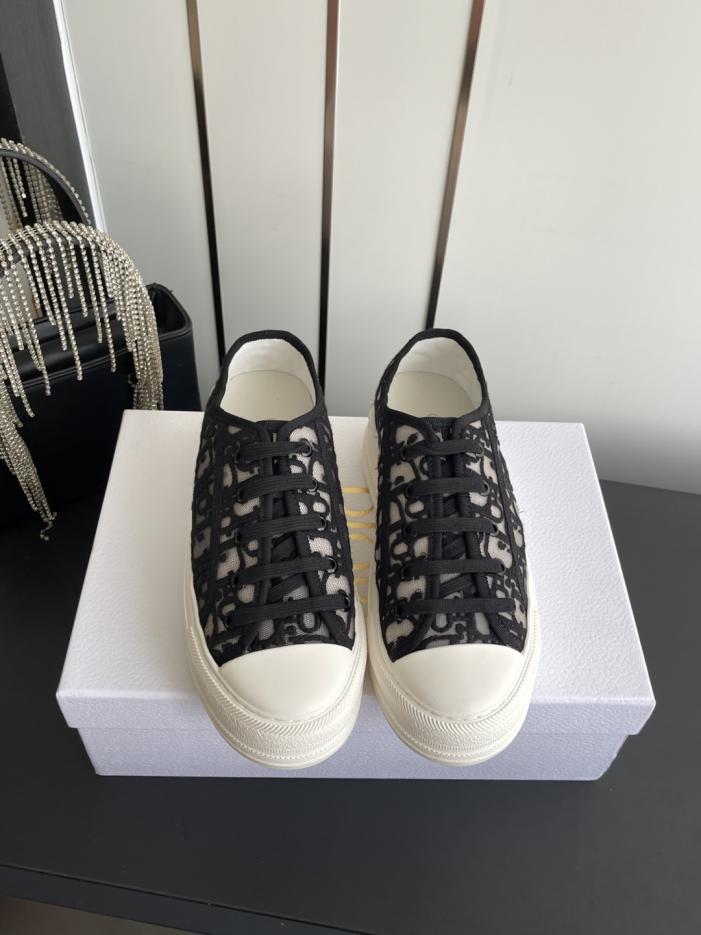 repliche,replica,perfette,siti di,affidabili,migliori siti,dove comprare,1:1,scarpe da ginnastica Scarpe casual con plateau in tela ricamate con monogramma Dior Walk’n Series F019 (KW8JU) repliche,replica,perfette,siti di,affidabili,migliori siti,dove comprare,1:1,scarpe da ginnastica Scarpe casual con plateau in tela ricamate con monogramma Dior Walk’n Series F019 (KW8JU)