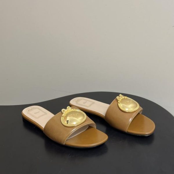 repliche,replica,perfette,siti di,affidabili,migliori siti,dove comprare,1:1,scarpe da ginnastica Nuovi sandali Dior D-Club Retro con logo CD e fibbia in metallo, collezione Primavera/Estate (ILTOC)