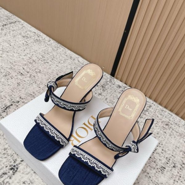repliche,replica,perfette,siti di,affidabili,migliori siti,dove comprare,1:1,scarpe da ginnastica Sandali con tacco alto e punta quadrata, allacciati, nuovi arrivi primavera di Christian Dior (ZDX8I)