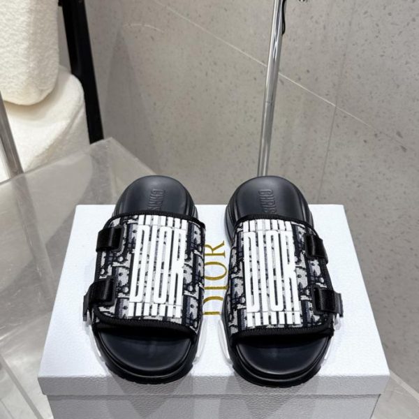 repliche,replica,perfette,siti di,affidabili,migliori siti,dove comprare,1:1,scarpe da ginnastica Sandali con plateau e chiusura a velcro Dior Summer (F7UGV)