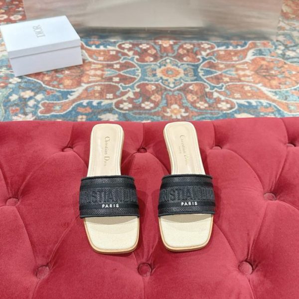 repliche,replica,perfette,siti di,affidabili,migliori siti,dove comprare,1:1,scarpe da ginnastica Pantofole Dior Early Spring con ricami in pizzo (DDXY3) – Motivo obliquo in rilievo + ricami in pizzo bianco