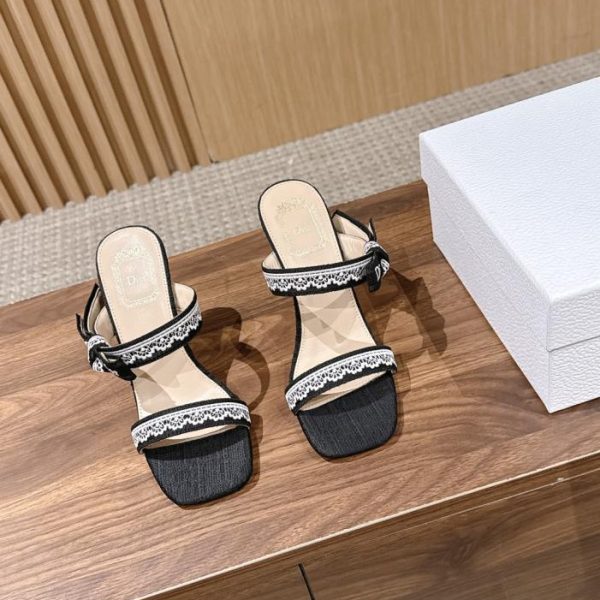 repliche,replica,perfette,siti di,affidabili,migliori siti,dove comprare,1:1,scarpe da ginnastica Sandali con tacco alto e punta quadrata, allacciati, nuovi arrivi primavera di Christian Dior (CTZ2A)