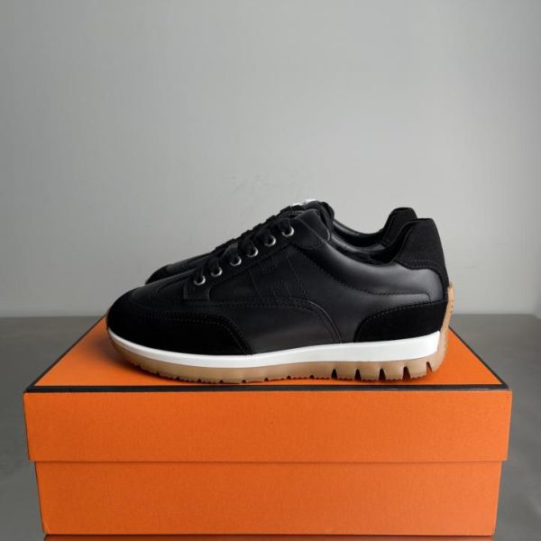 repliche,replica,perfette,siti di,affidabili,migliori siti,dove comprare,1:1,scarpe da ginnastica Nuove sneakers Hermes Libera, modello da coppia, tomaia in pelle scamosciata di vitello (MG95M)