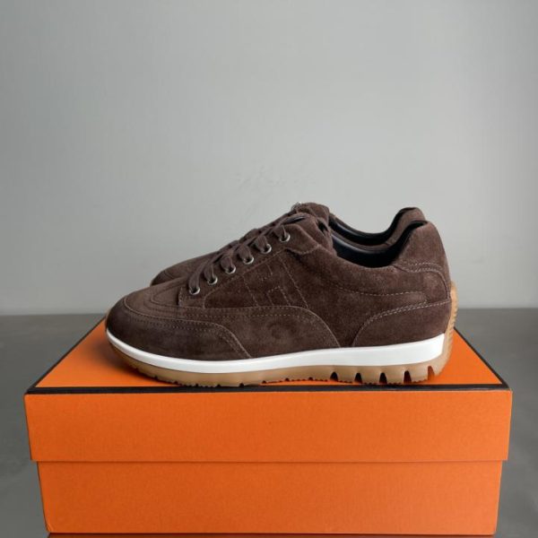 repliche,replica,perfette,siti di,affidabili,migliori siti,dove comprare,1:1,scarpe da ginnastica Nuove sneakers Hermes Libera, modello da coppia, tomaia in pelle di vitello scamosciata (W2W6L)