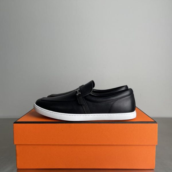 repliche,replica,perfette,siti di,affidabili,migliori siti,dove comprare,1:1,scarpe da ginnastica Mocassini Hermes Like in pelle scamosciata con fibbie in metallo placcato palladio, scarpe casual, modello per coppie (57MO4)