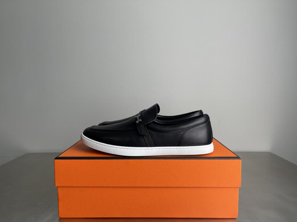 repliche,replica,perfette,siti di,affidabili,migliori siti,dove comprare,1:1,scarpe da ginnastica Mocassini Hermes Like in pelle scamosciata con fibbie in metallo placcato palladio, scarpe casual, modello per coppie (57MO4) repliche,replica,perfette,siti di,affidabili,migliori siti,dove comprare,1:1,scarpe da ginnastica Mocassini Hermes Like in pelle scamosciata con fibbie in metallo placcato palladio, scarpe casual, modello per coppie (57MO4)